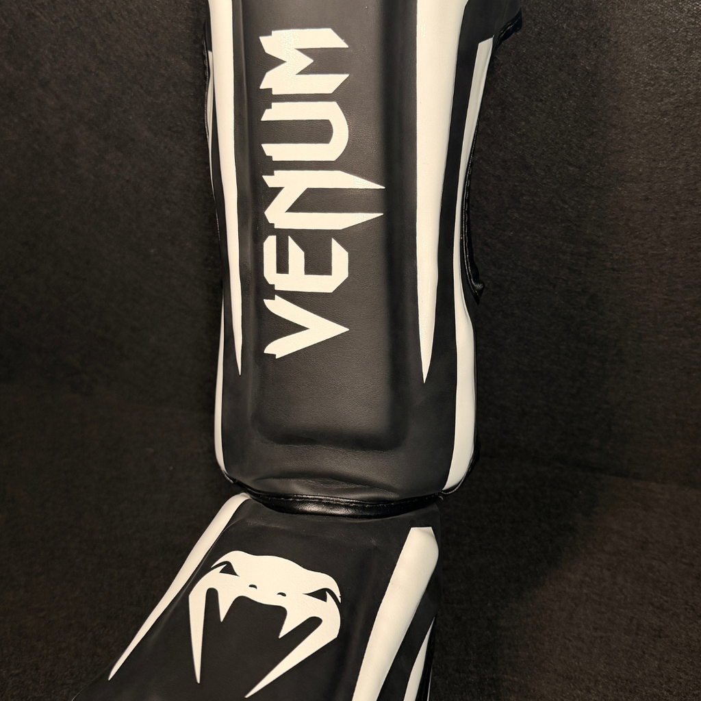 Espinilleras de Muay Thai/MMA Venum Elite