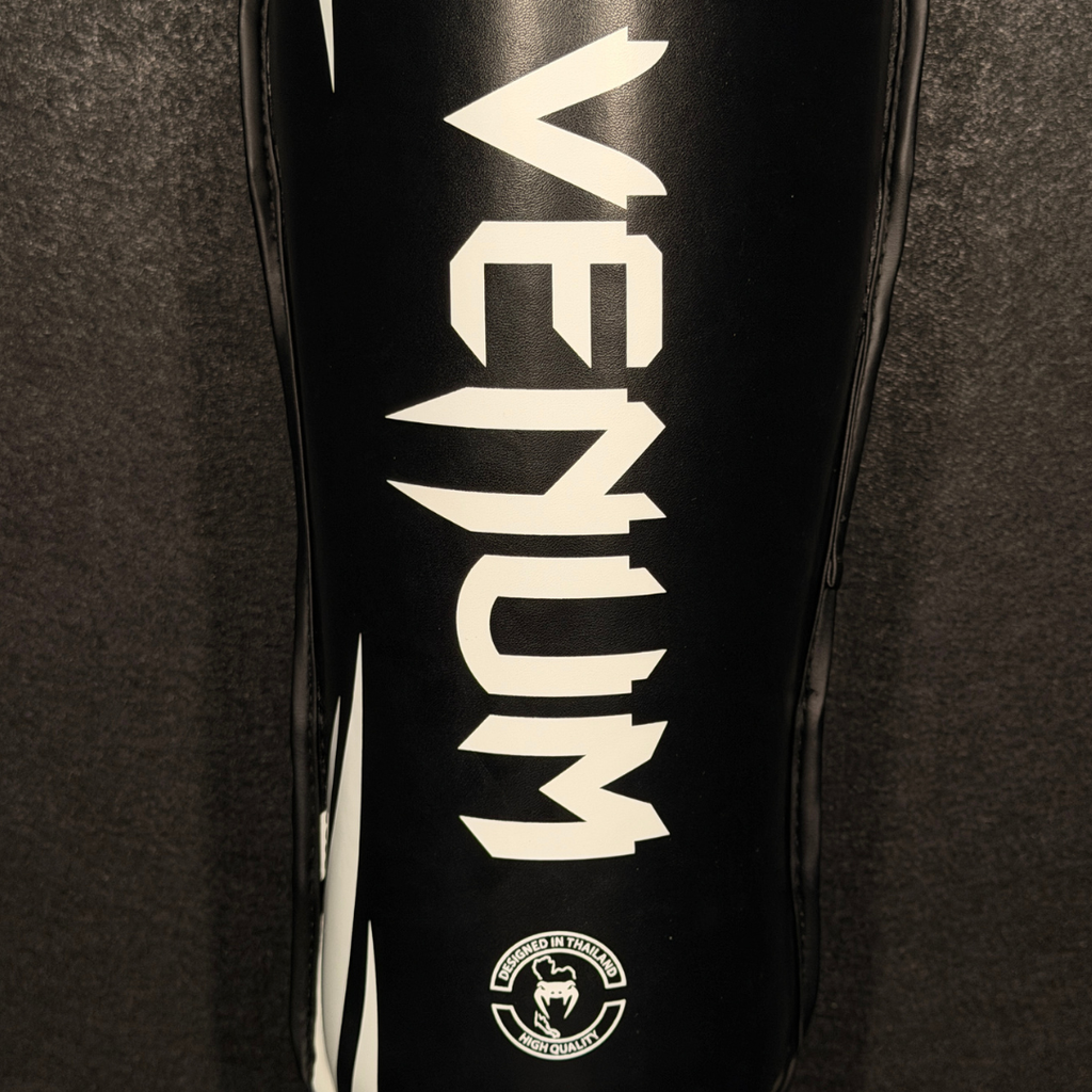 Espinilleras de Muay Thai/MMA Venum Challenger