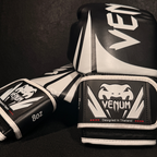 Guante de boxeo Venum Challenger infantil