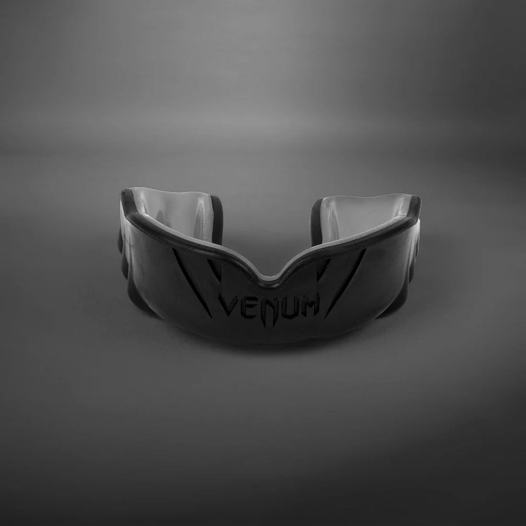 Protector bucal Venum Challenger
