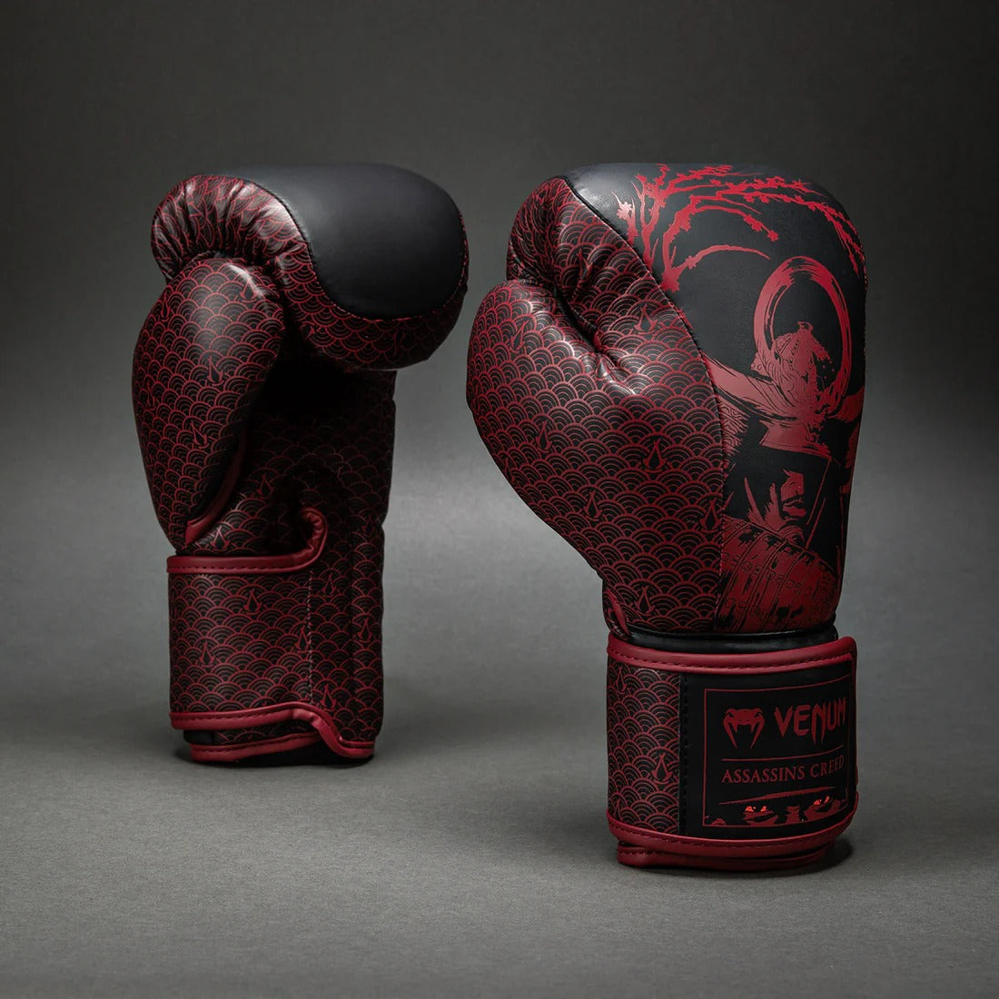 Guante de boxeo Venum edicion Assassin's Creed