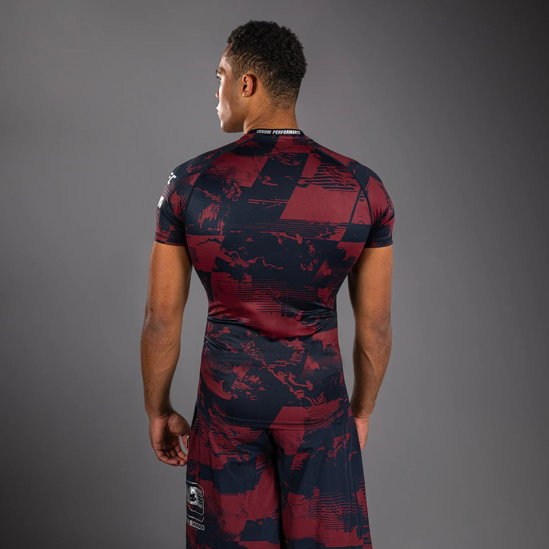 Rashguard Venum UFC Zenith Sangre