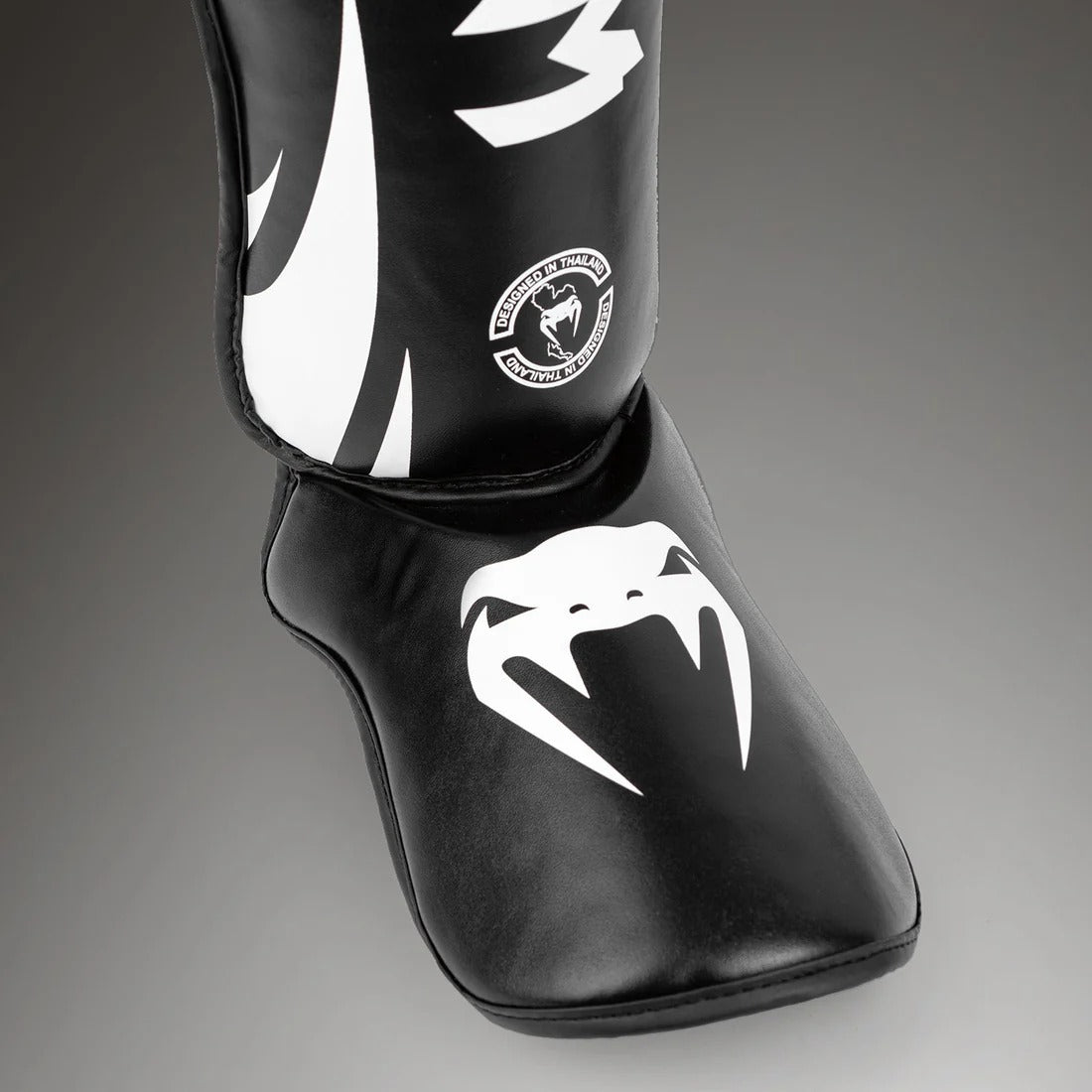 Espinilleras de Muay Thai/MMA Venum Challenger