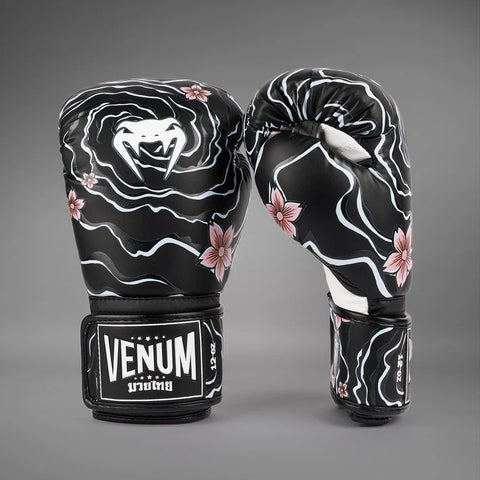 Guante de Boxeo Venum edicion especial Tawanchay